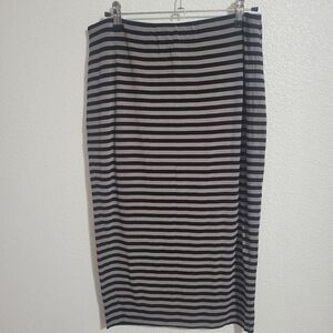Vince Camuto striped stretch skirt size small